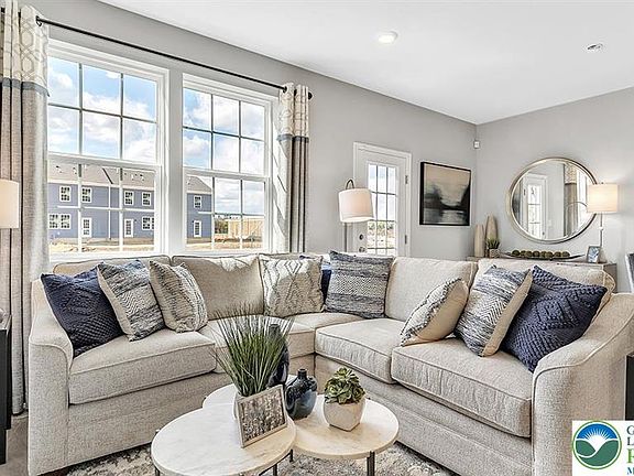 5th image of 1208 Martin Rd