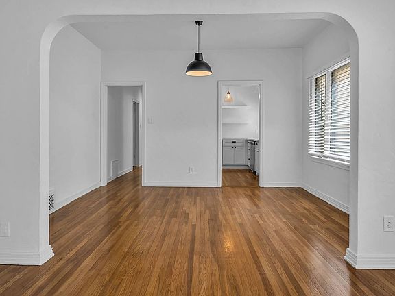 4th image of 458 N Ogden Dr APT 1