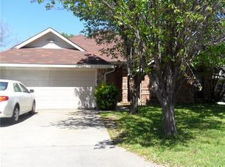 2616 Bauer Dr, Denton, TX 76207