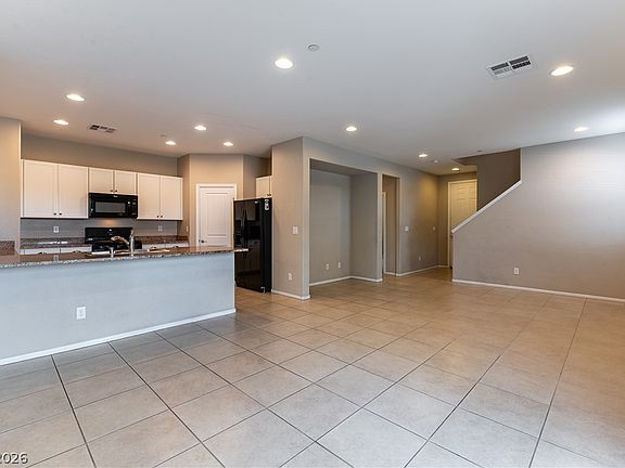 4th image of 3116 Zara Ave
