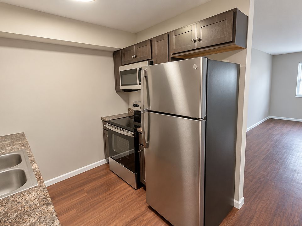 1st image of 3408 Balboa Ln APT 30