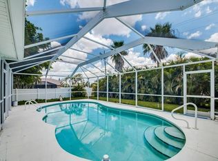 2313 SE 18th Pl, Cape Coral, FL 33990
