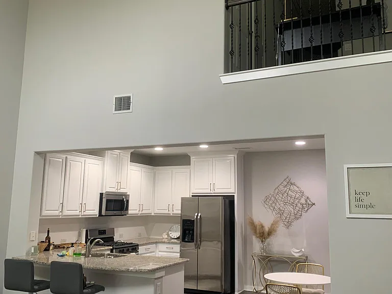 620 S Greenville Ave — Photo 3