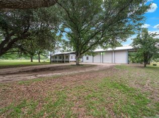 19840 Fm 463, Devine, TX 78016