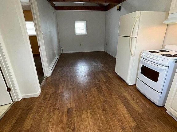 5th image of 638 Susquehanna Garage Apt Ave