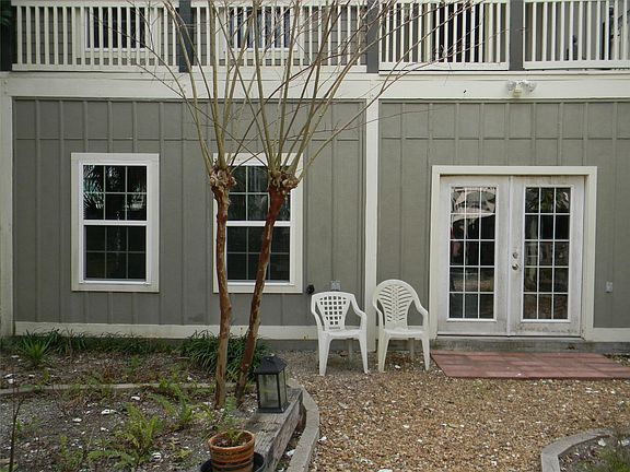 4th image of 2423 Avenue L