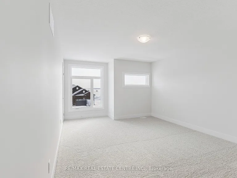 123 Maple St — Photo 38