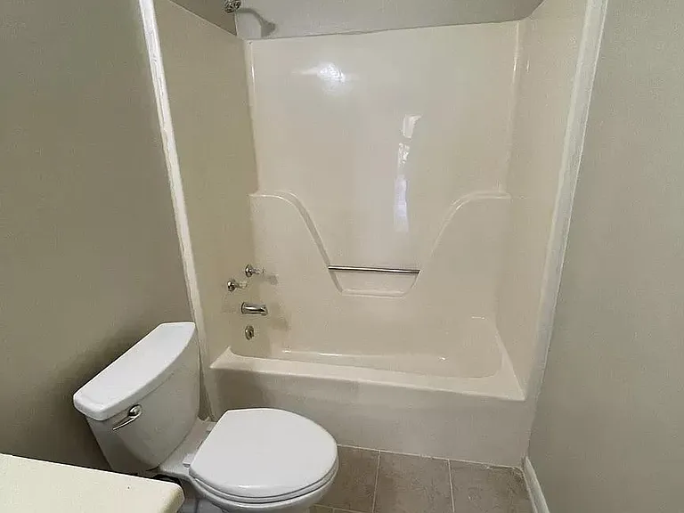 812 Netherlands Dr — Photo 8