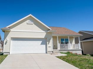 4912 Millenium Dr, Cedar Falls, IA 50613