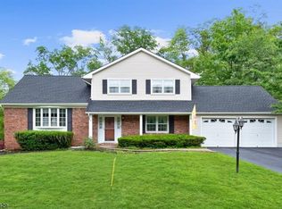 85 Toby Dr, Succasunna, NJ 07876