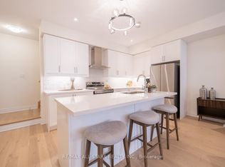 12 Griffith St, Aurora, ON