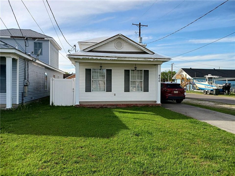 1st image of 900 Avenue B
