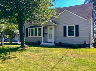 4 Leonard Rd, Enfield, CT 06082