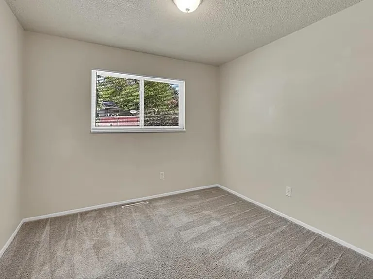 4102 Garrett Pl — Photo 28