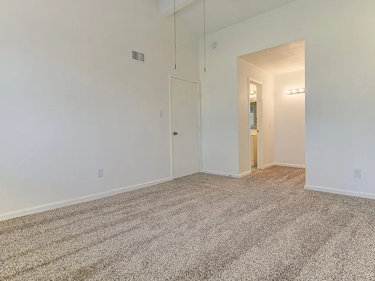 5706 Gloucester Ln — Photo 26