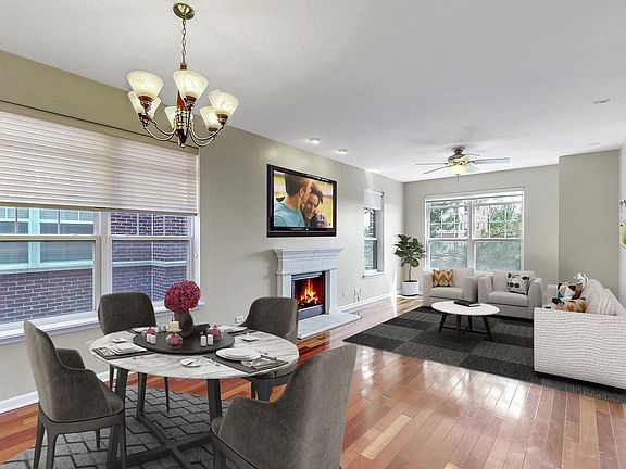 3rd image of 476 W Wood St #4