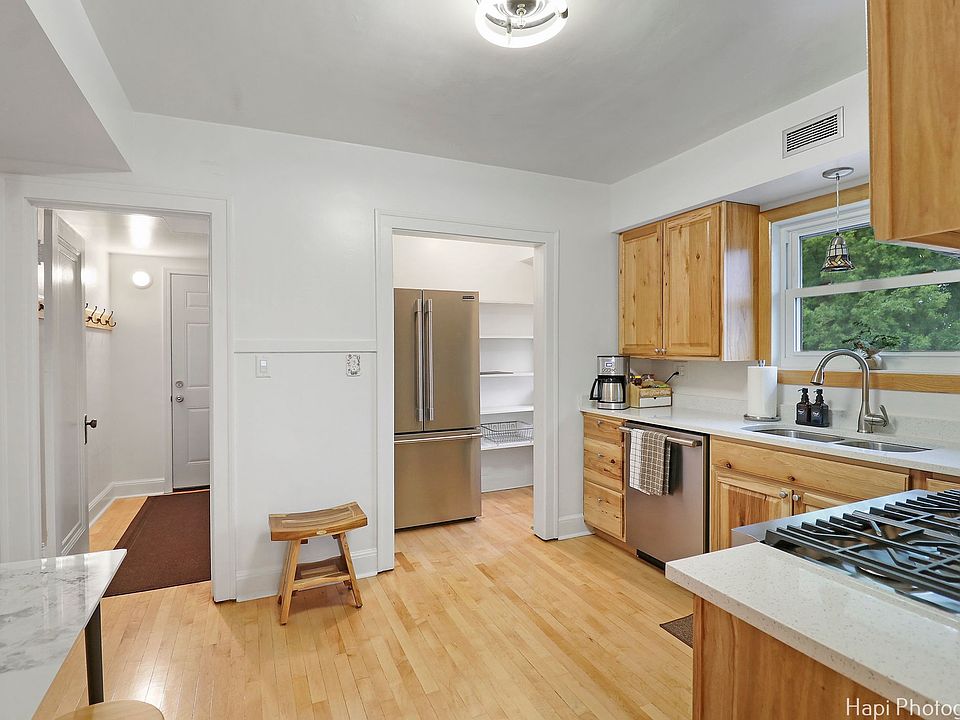 1st image of 1518 Hamilton Ct Unit 2