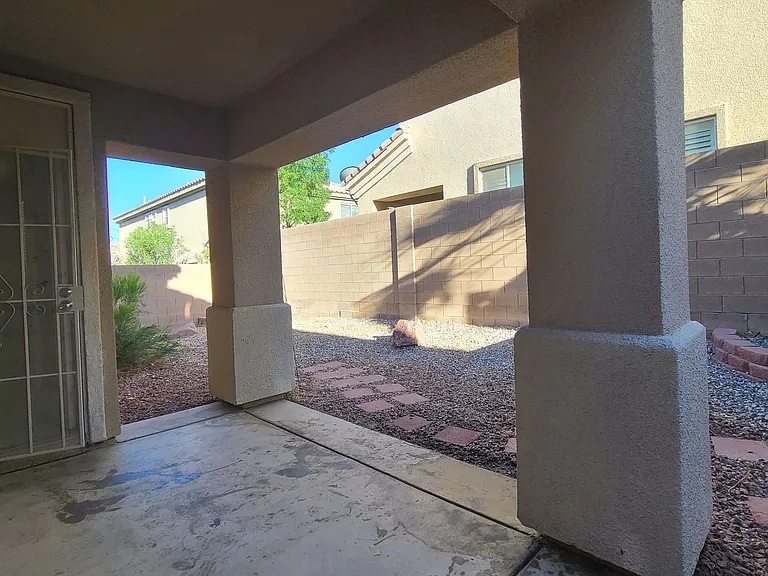 7449 W Mistral Ave — Photo 41