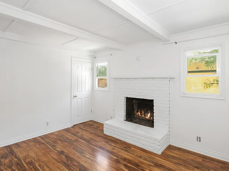 304 S Greengrove Dr — Photo 15
