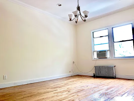 Rented by Premier Metro Realty Corp | media 48