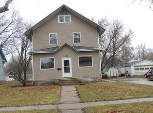 833 Court St, Rockwell City, IA 50579