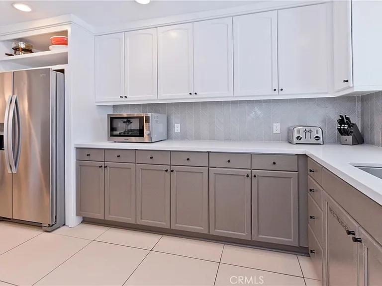 1057 E Marshall Way — Photo 47