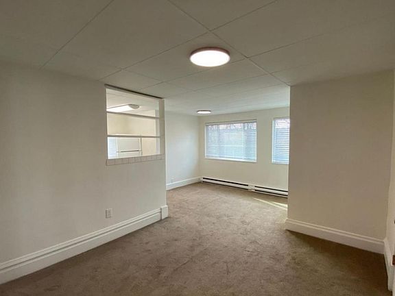 3rd image of 1715 W Pacific Ave APT D