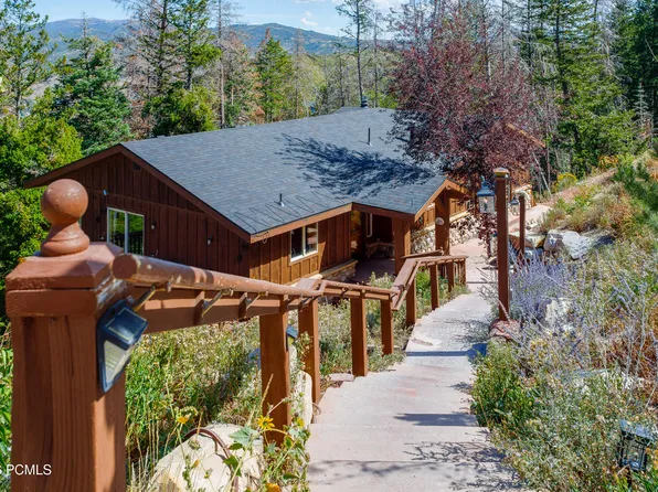 390 Matterhorn Dr, Park City, UT 84098
