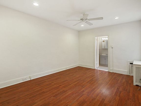 3rd image of 2115 S 20th St #1F