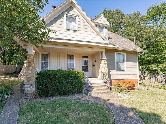 3rd image of 513 N Highland Ave