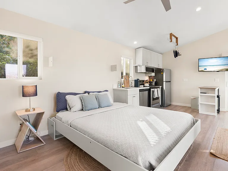 7717 Romeria St — Photo 14