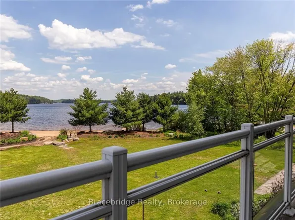 1869 Muskoka Rd #118-D2, Muskoka Lakes, ON P1L 1W8