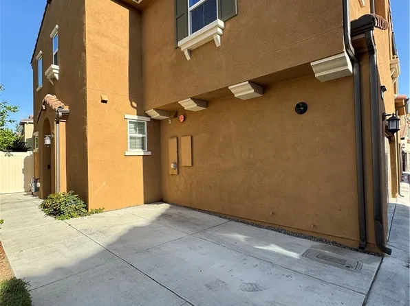 35876 Neala Ln, Murrieta, CA 92562