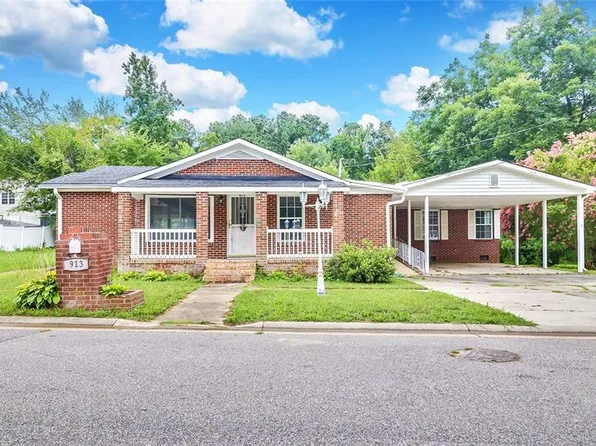 913 Garfield Ave, Suffolk, VA 23434