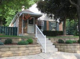 10329 W Dean Rd, Milwaukee, WI 53224