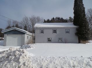 6 Perfield Rd, Central Square, NY 13036