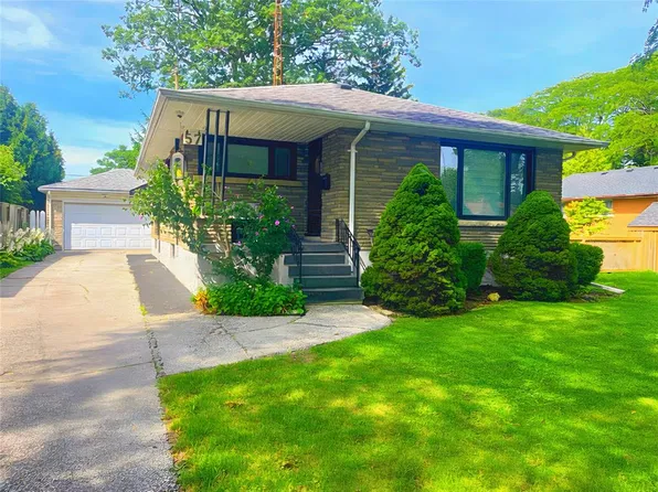 57 Vimy Cres, Sarnia, ON N7S 1J7