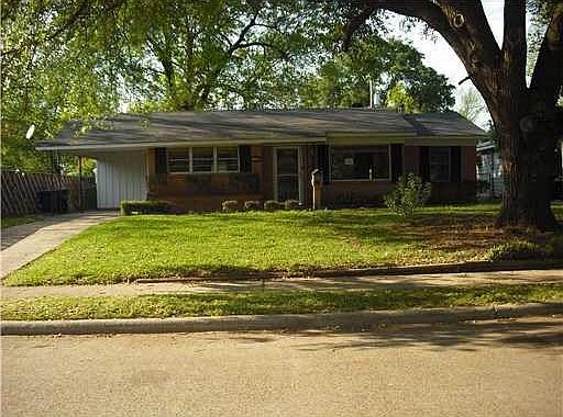1st image of 712 Camilla Dr
