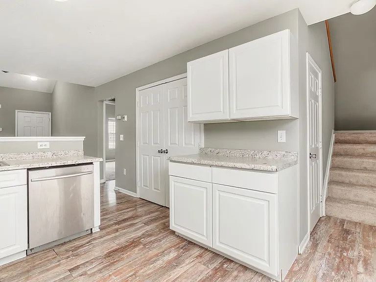 372 Dysar Run Dr — Photo 13