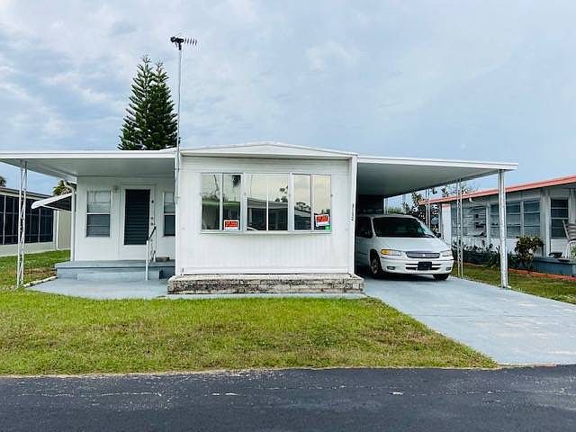 1st image of 1912 Jeri Kay Ln