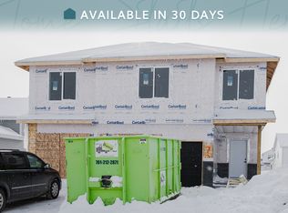 7892 Cottonwood Blvd, Horace, ND 58047