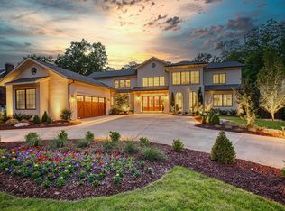 3710 Selwyn Ave, Charlotte, NC 28209