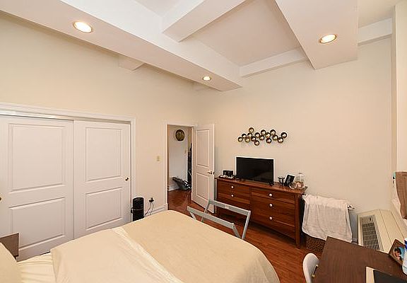 5th image of 45-02 Ditmars Blvd #228