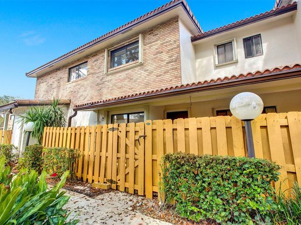 12471 NW 3rd St APT D2