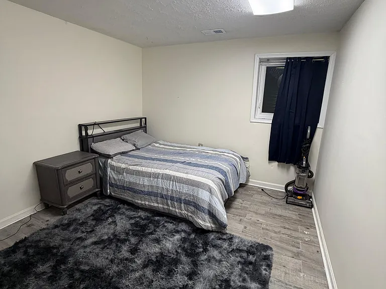 301 S Fillmore St #BASEMENT — Photo 3