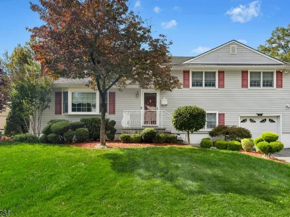 317 Old Tote Rd, Mountainside Boro, NJ 07092