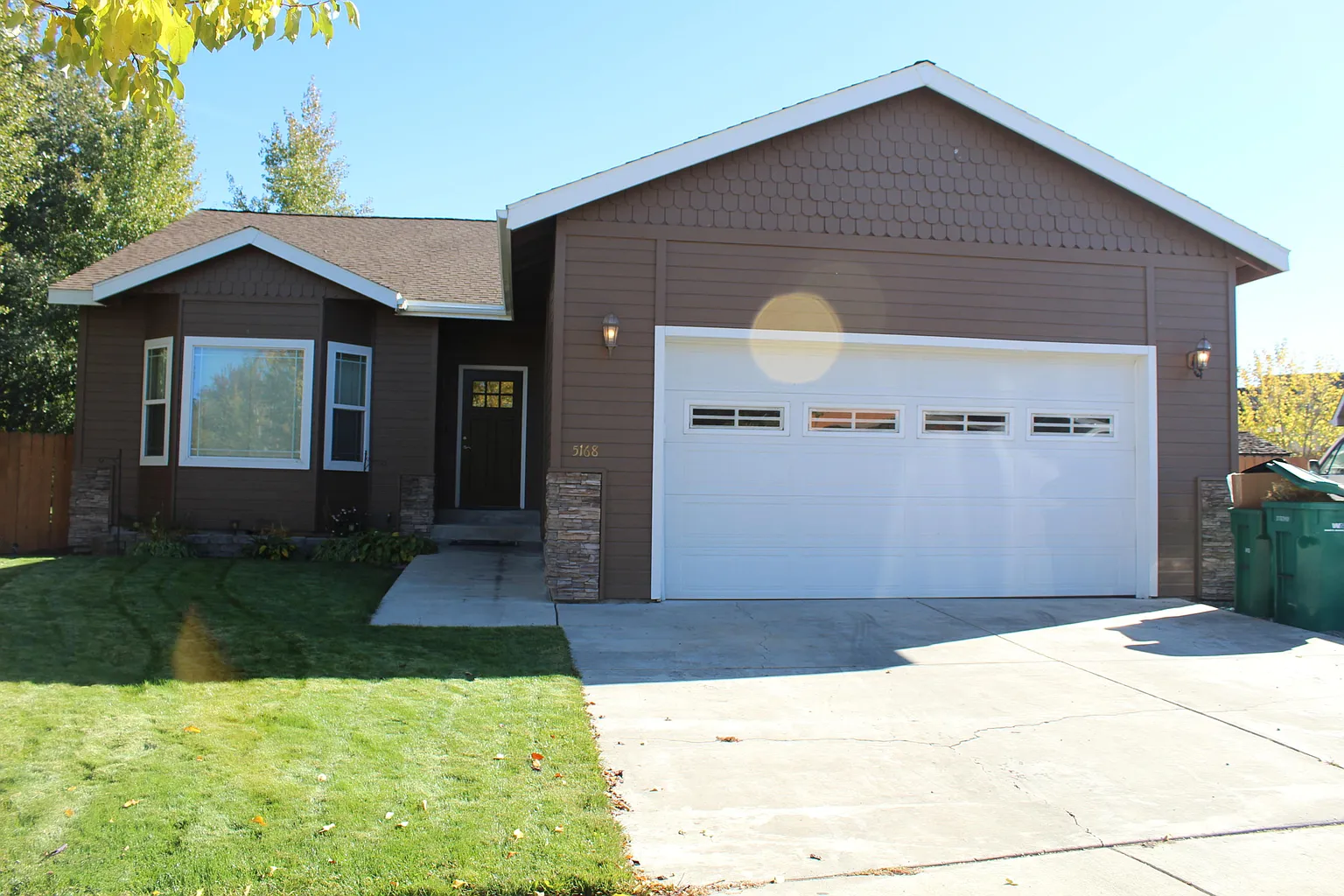 5168 Regency Dr photo 1