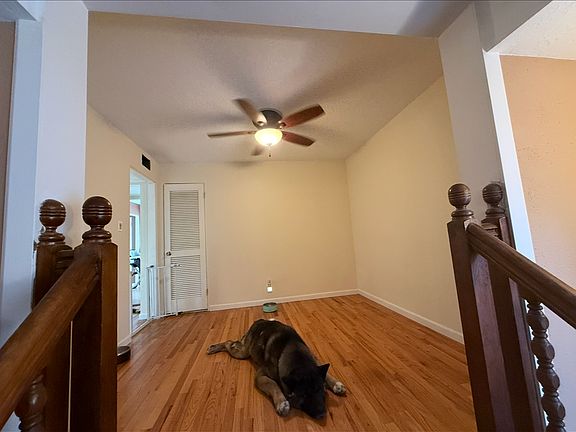 2nd image of 3425 Bradley Ave