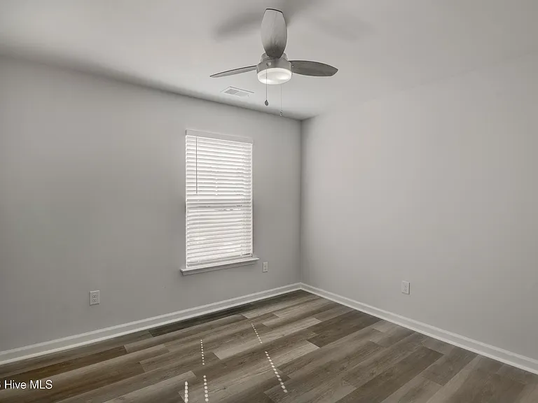 375 Logan St — Photo 17