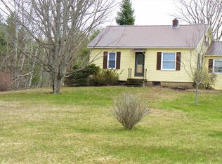 10 W Tobey Rd, China, ME 04358